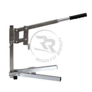 DEMONTERINGSPRESSE FOR DEKK